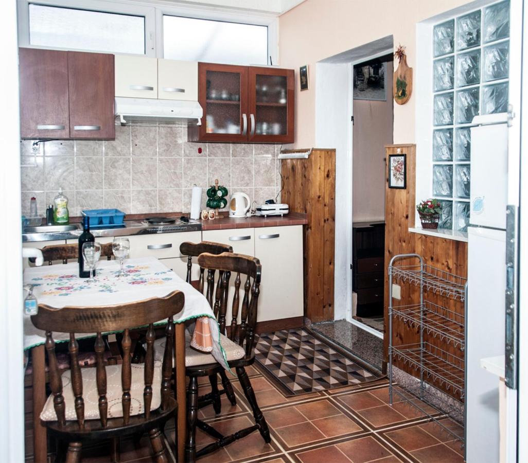 Apartment Roza Trogir Exteriör bild